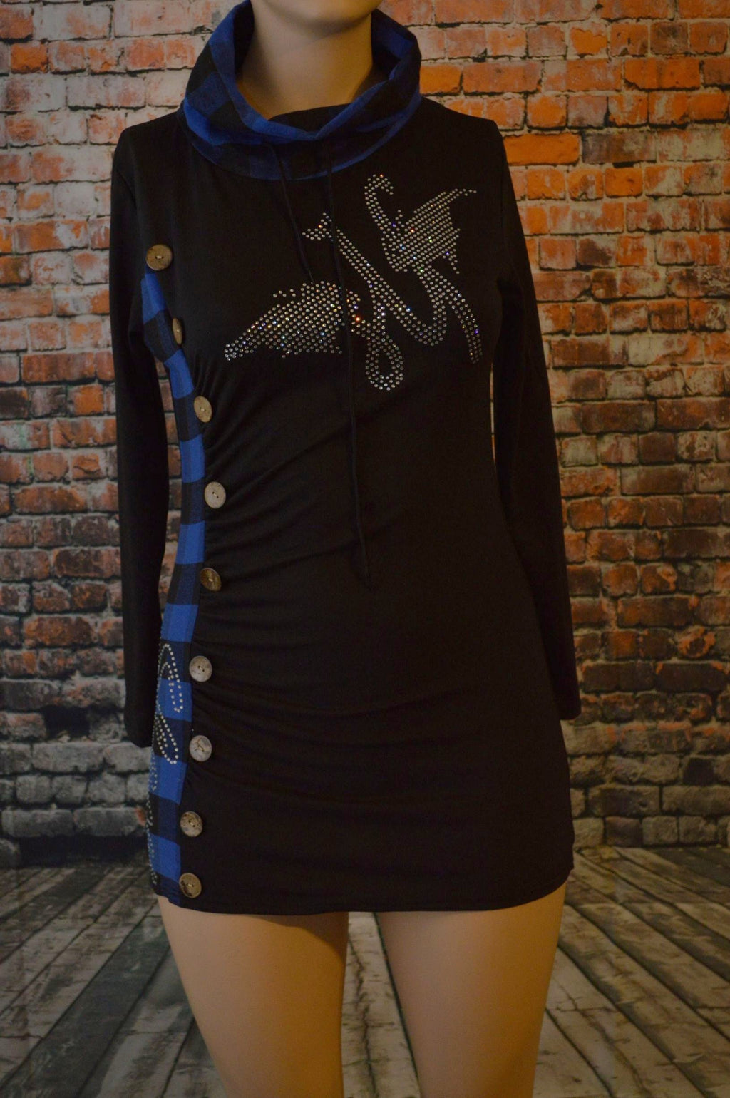 DRESS